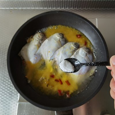 #我为奥运出食力#红烧鲳鱼