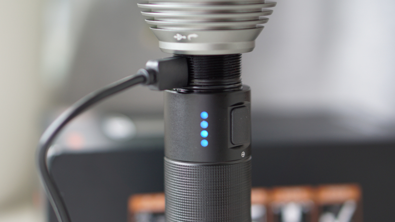 纳拓户外强光手电价格,纳拓户外强光手电筒耐用程度