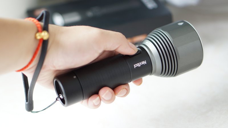 纳拓户外强光手电价格,纳拓户外强光手电筒耐用程度