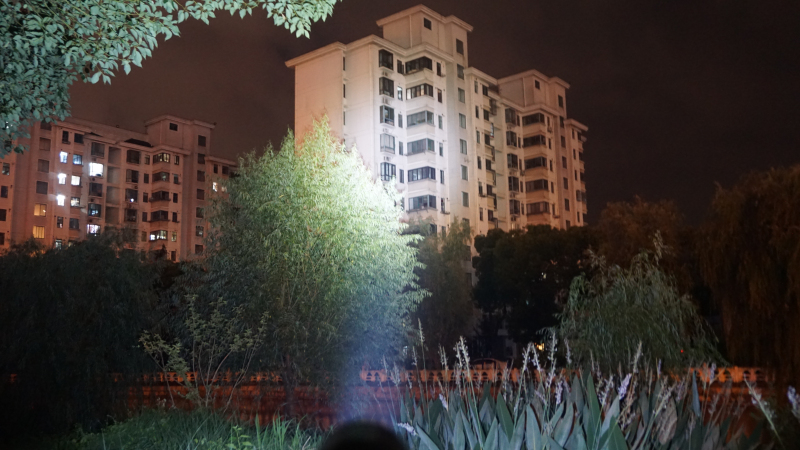 纳拓户外强光手电价格,纳拓户外强光手电筒耐用程度