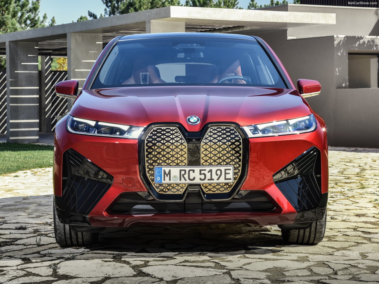 电动汽车重新设计前脸格栅,经典汽车前进气格栅设计