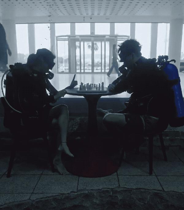 迪拜最深潜水池有鱼吗,世界最深的潜水池怎么去