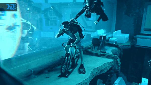 迪拜最深潜水池有鱼吗,世界最深的潜水池怎么去