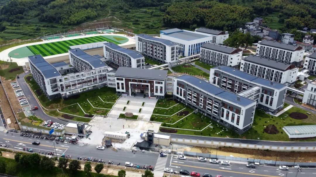 丽水遂昌育才初中,遂昌中学寝室条件怎么样