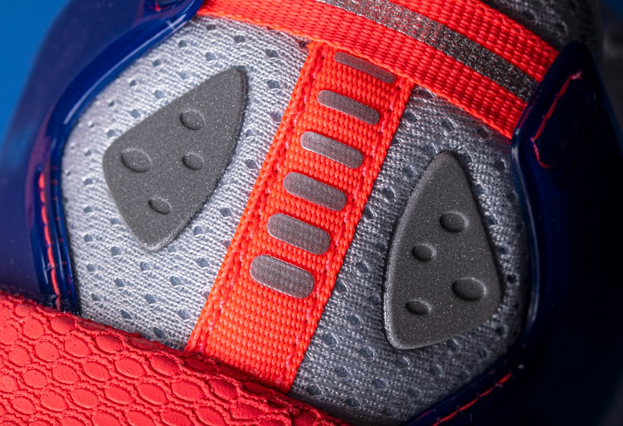 UA「仿生黑科技」曝光！这才叫「定制级」脚感