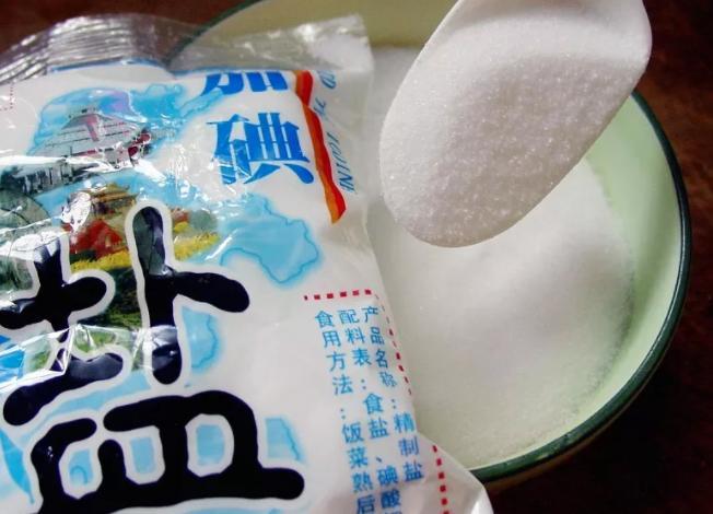 国足12强vs澳大利亚前二十分钟,12强赛首战国足0-3不敌