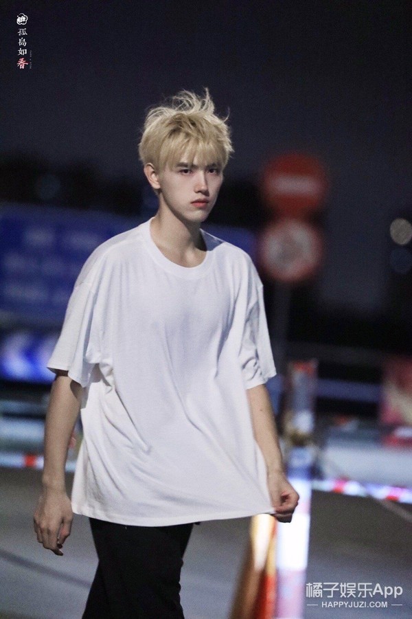 陈伟霆杨洋谁更帅,杨洋陈伟霆电影片段