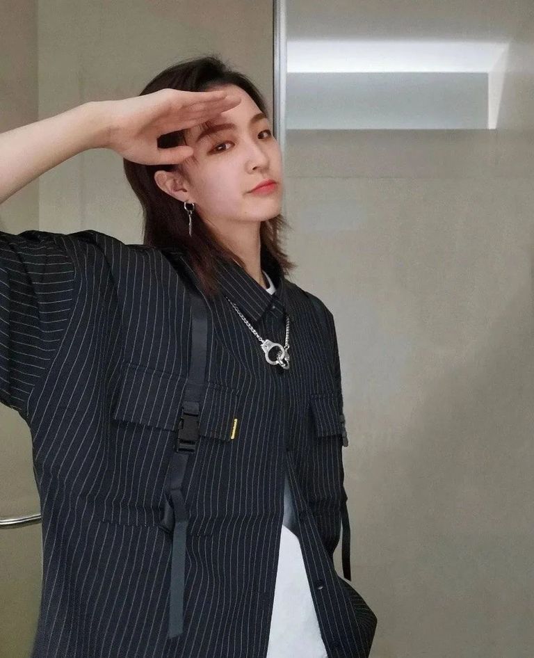 运动员穿的什么中国品牌,中国运动员穿的衣服品牌