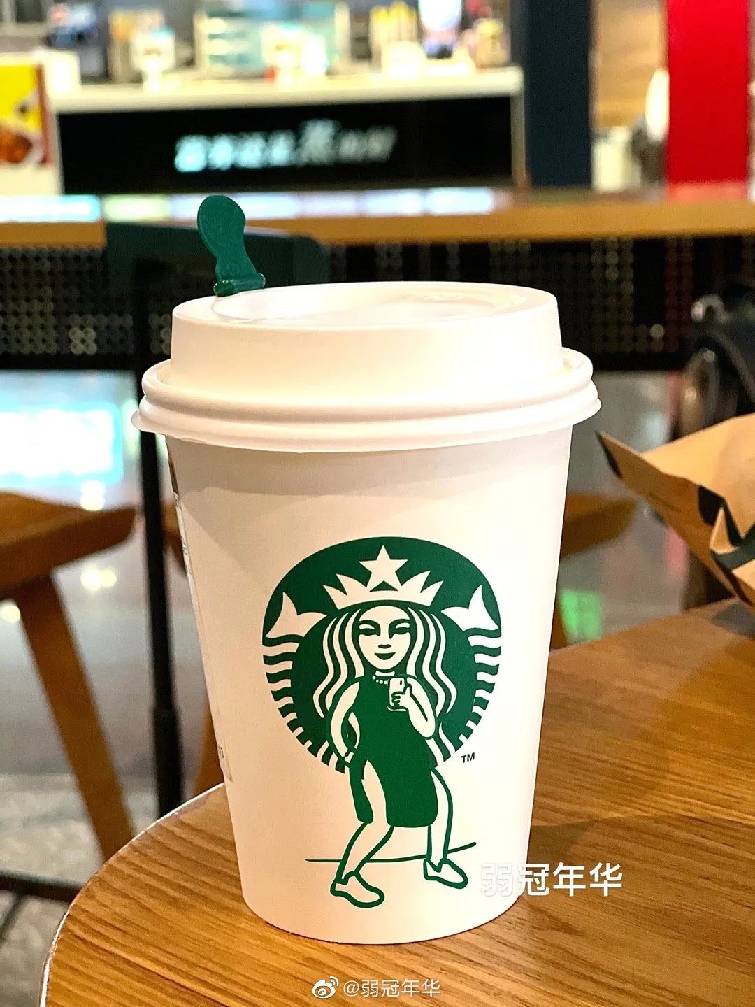 喜茶的标志设计说明,喜茶logo为什么选这个颜色