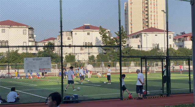 城市社区体育场地设施基本情况,社区体育在我国发展得如何