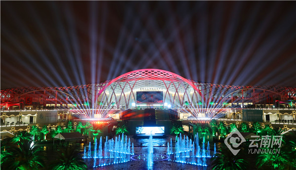 昆明cop15滇池国际会展中心游玩,昆明滇池cop15夜景