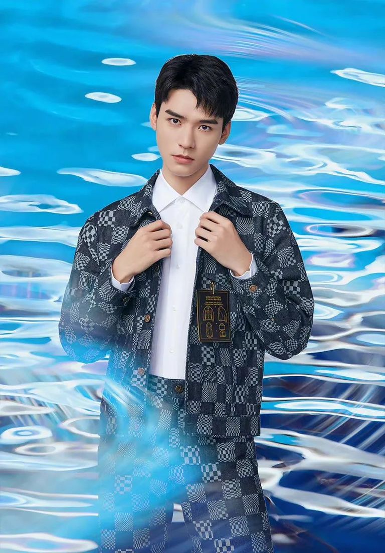 奢侈品光速批发大使？我支持