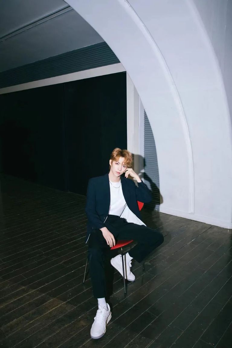 奢侈品光速批发大使？我支持