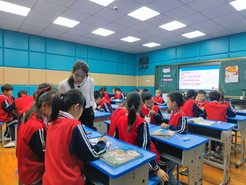 小学数学综合与实践教研活动简讯,小学数学综合实践活动信息报道