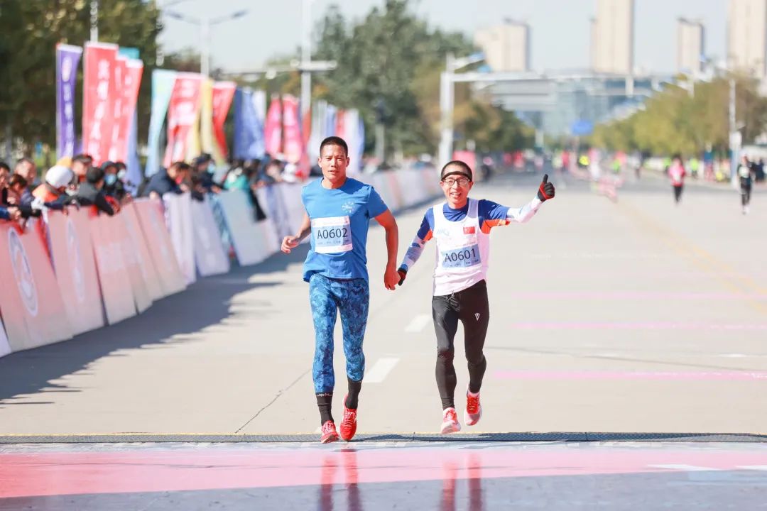 滨州黄河国际马拉松比赛,2019滨州黄河风情带马拉松赛开跑