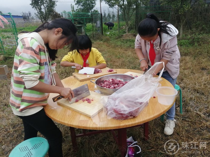 靖外明德小学创新模式,宣威市靖外明德小学教学质量