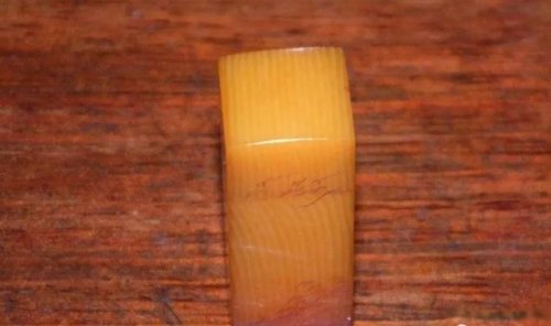 塑料做的文玩是真的吗,文玩白塑料如何辨别真假