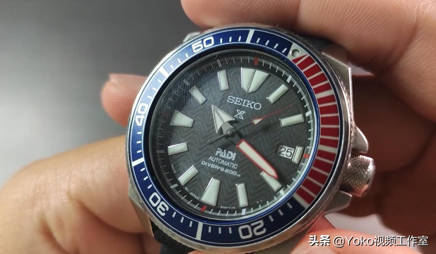 大学生买什么电脑性价比高,大学生买多少钱电脑合适