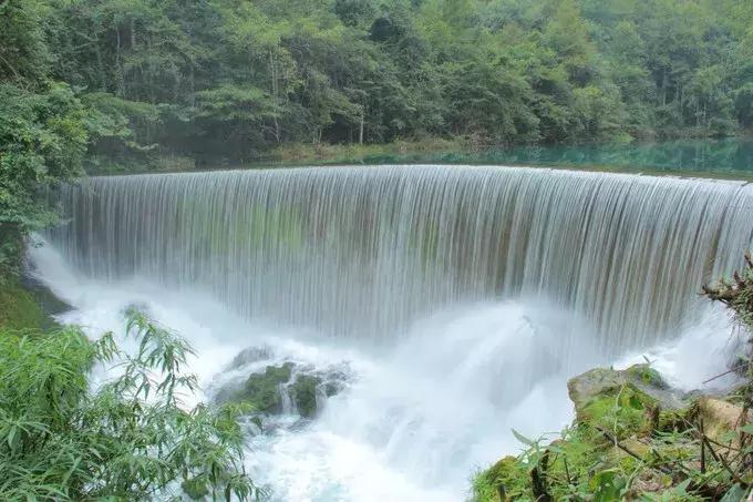 黄果树瀑布还是小七孔更值得去,贵州5日游攻略小七孔和黄果树