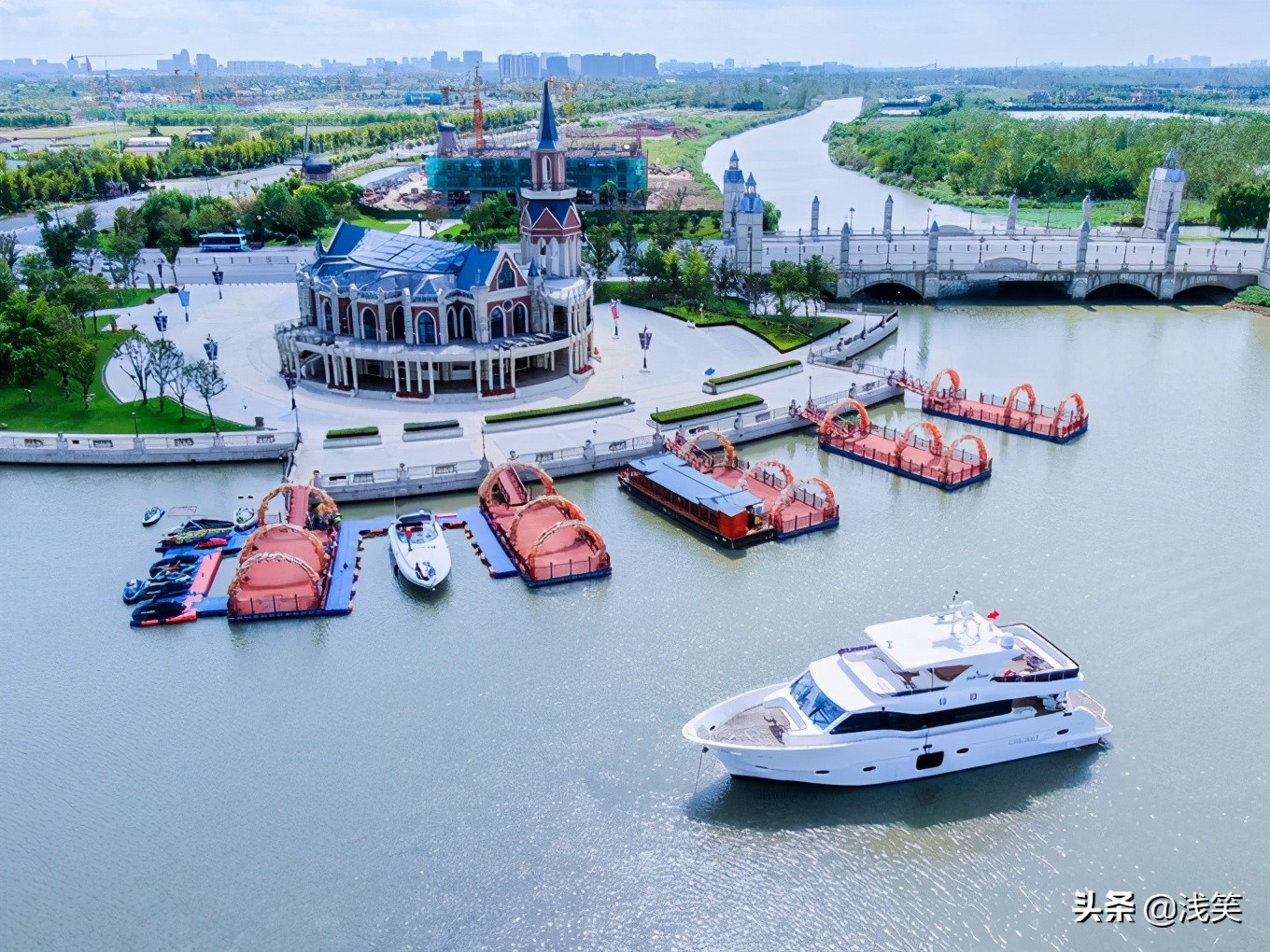 芬芳之人方能遇到芬芳之心，郁金香开成了荷兰花海