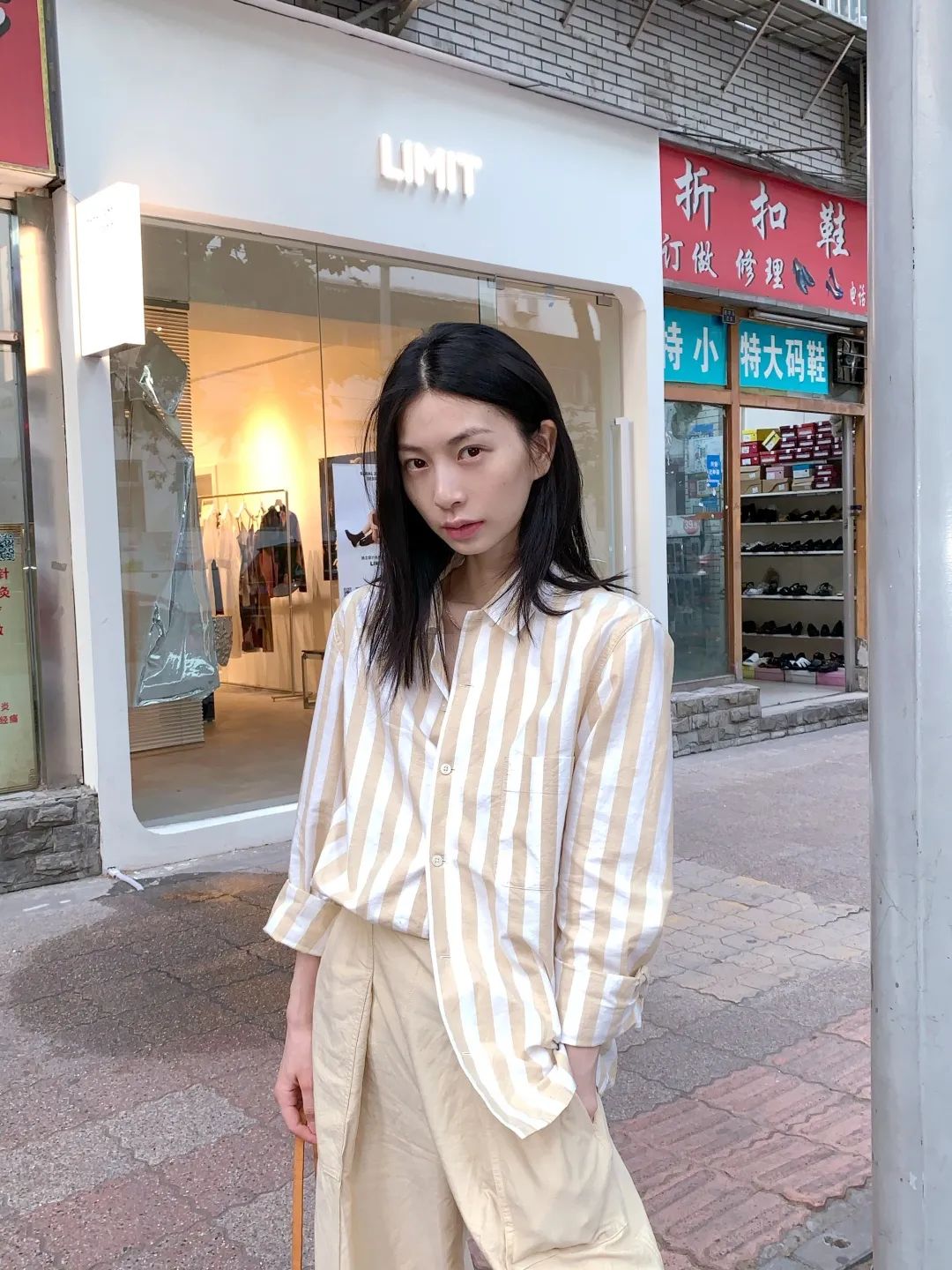 成都街道门面推荐,成都一街道商铺招牌