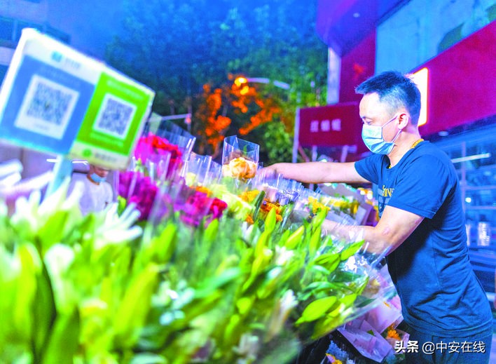 合肥淮河路步行街能不能摆地摊,合肥1912夜市摆摊最新消息