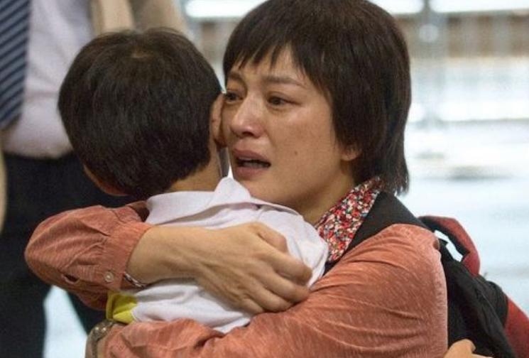 周星驰谈赵薇事件,赵薇琼瑶矛盾