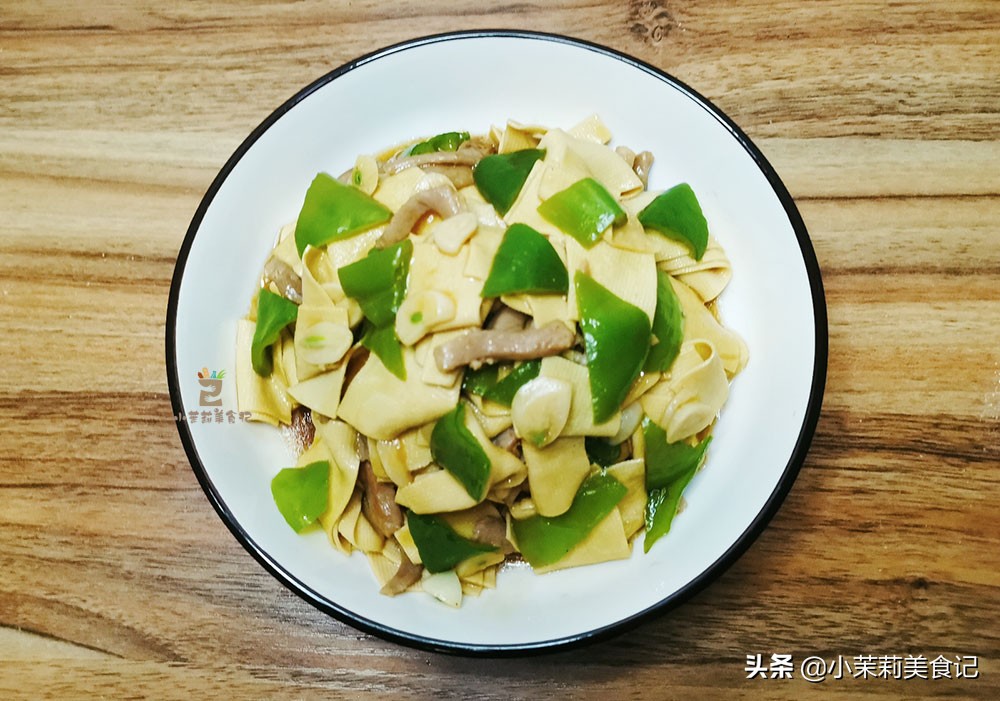 尖椒干豆片最正宗做法,尖椒干豆皮怎么炒窍门图解