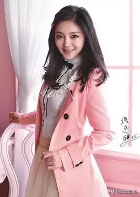 流水的衣服铁打的牛仔裤,流水的潮牌铁打的耐克