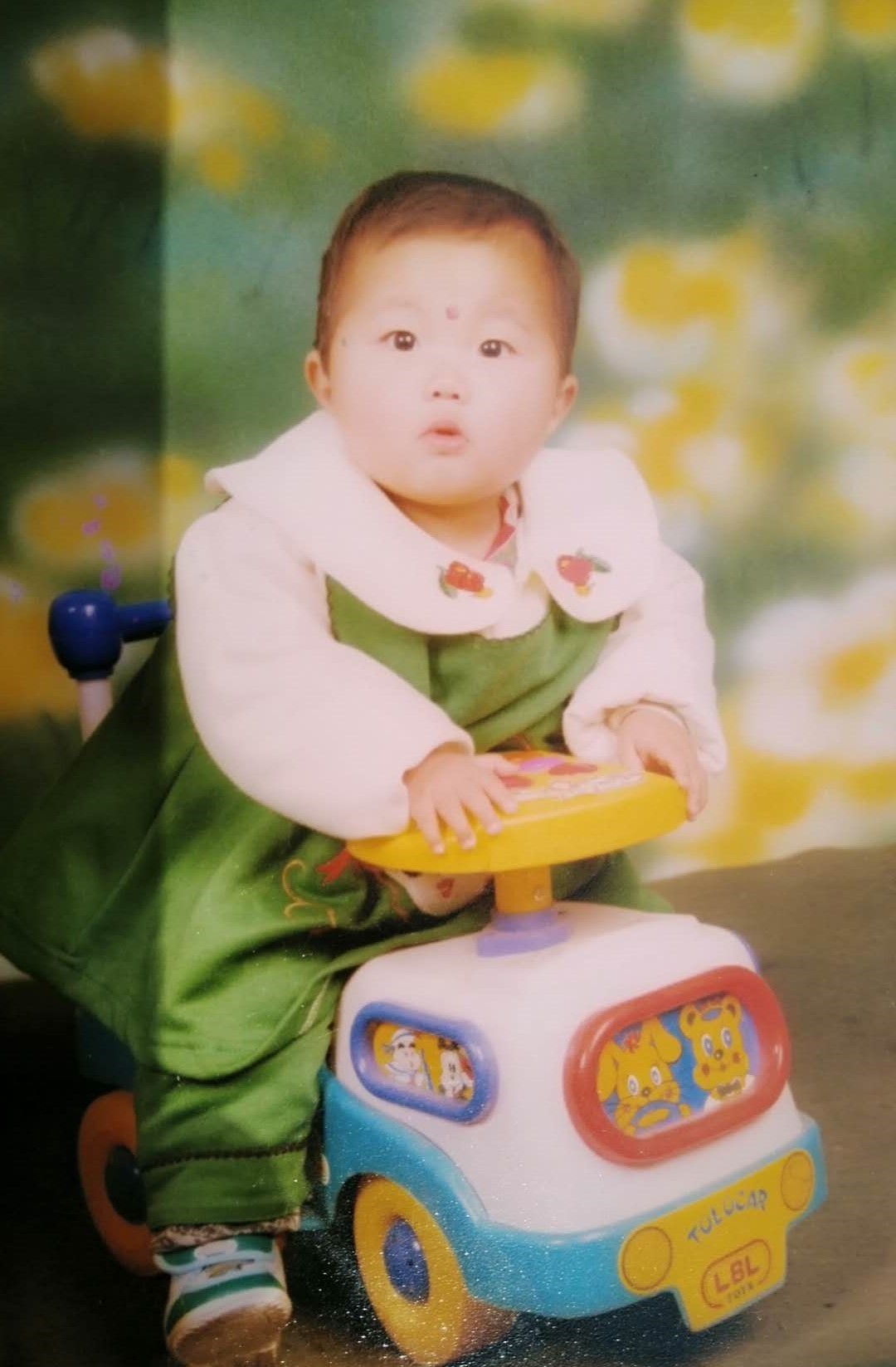 你家孩子有十张照片吗？我来告诉你怎样串出ta的成长史，看这……