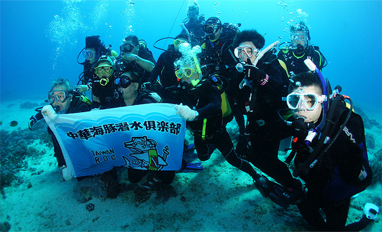 跨境潜水面罩呼吸管浮潜套装,浮潜面罩全脸潜水面罩