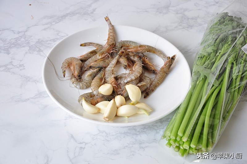 秋冬季虾炒什么好吃,皇帝菜的最佳做法凉拌