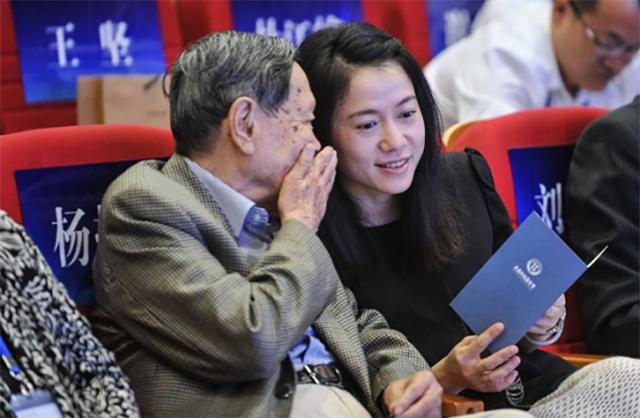 97岁杨振宁为祖国做过什么贡献,科学家杨振宁最近身体状况如何