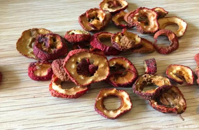 肝火胃火心火要吃什么才能去火,湿气重心火肝火胃火肺火一招去火