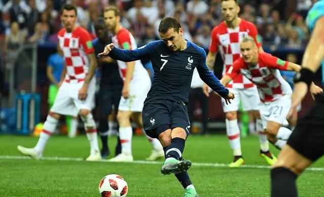 c罗7号和梅西10号,c罗回应梅西晒球衣