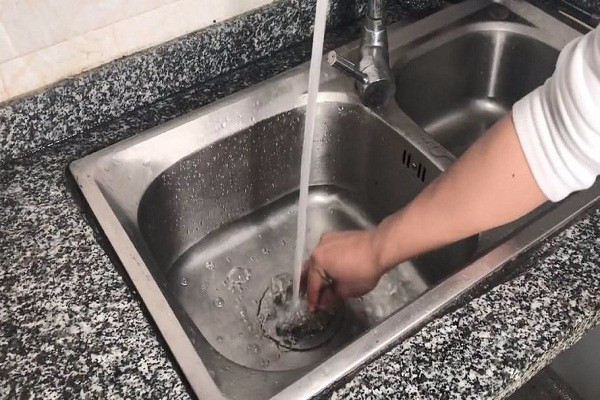 下水道堵塞疏通最有效方法,下水道堵塞疏通妙招教你一招