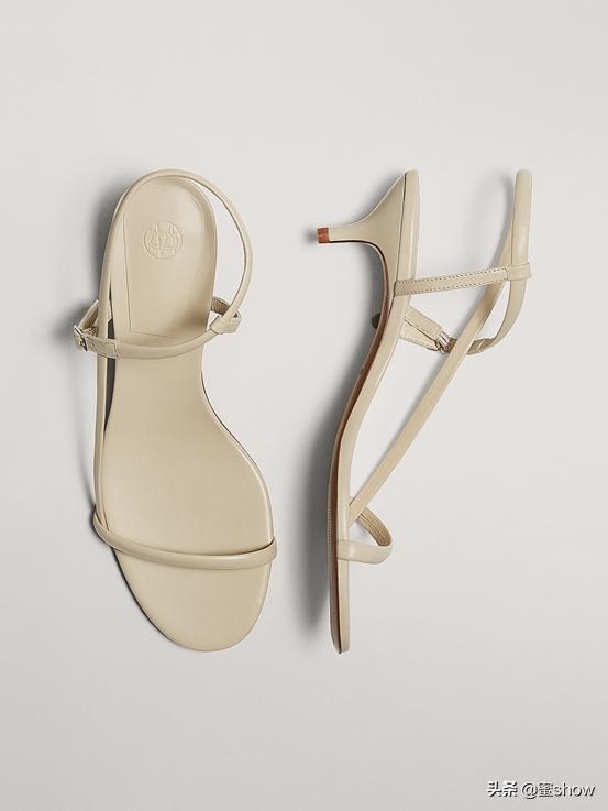 zara早春新款珍珠鞋,zara复古小白鞋