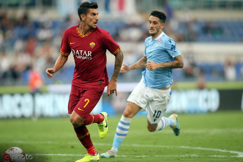 足球日报：罗马欲引进亚伯拉罕，梅西转会还有反转？