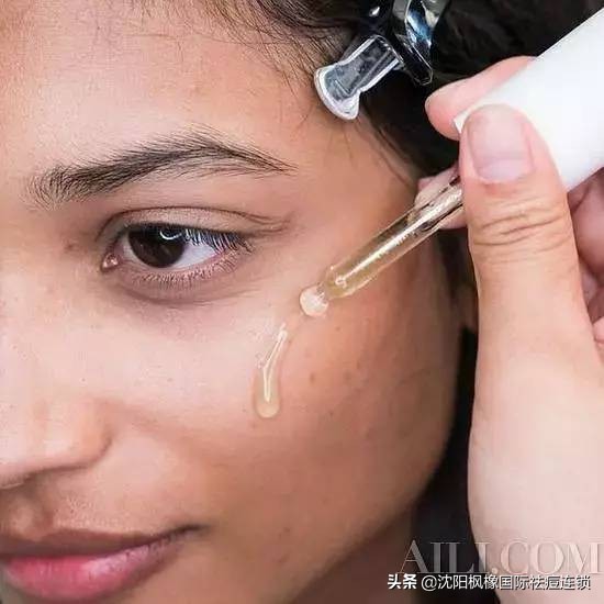 使用安瓶以后还需要用精华吗,安瓶和精华的正确使用方法