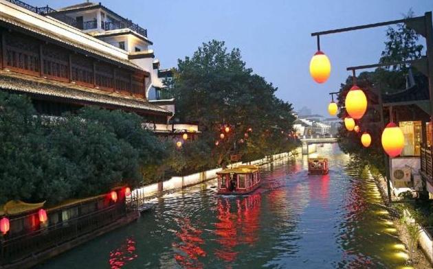 秦淮河美食游玩攻略,秦淮八绝秦淮河边的南京味道