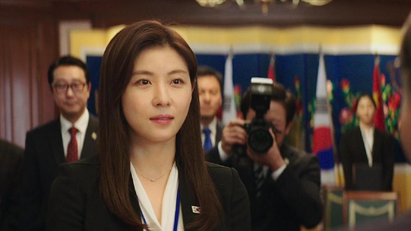 一上映就夺得韩国电影票房冠军，赶超《阿凡达》的纪录，不容错过