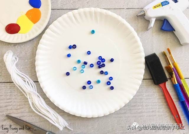 手工小伞可以折叠不用双面胶,幼儿园简单手工雨中小伞