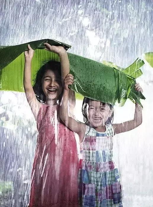 世界微笑日不要吝啬你的笑容,世界微笑日与所有的美好不期而遇