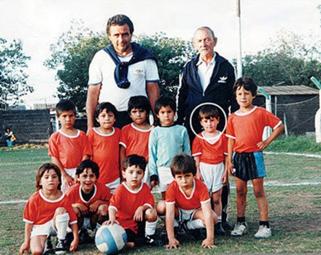 阿根廷梅西的上一任球王是谁,阿根廷球王梅西