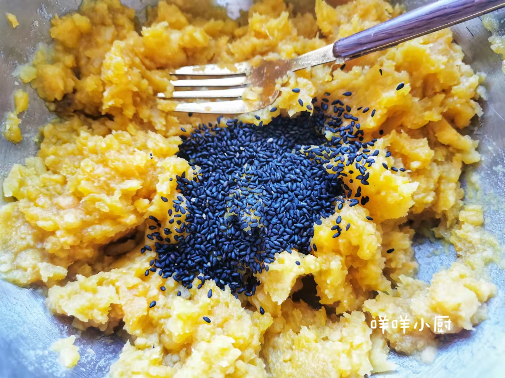 木薯粉做糯米糍的方法,木薯粉糯米糍做法大全