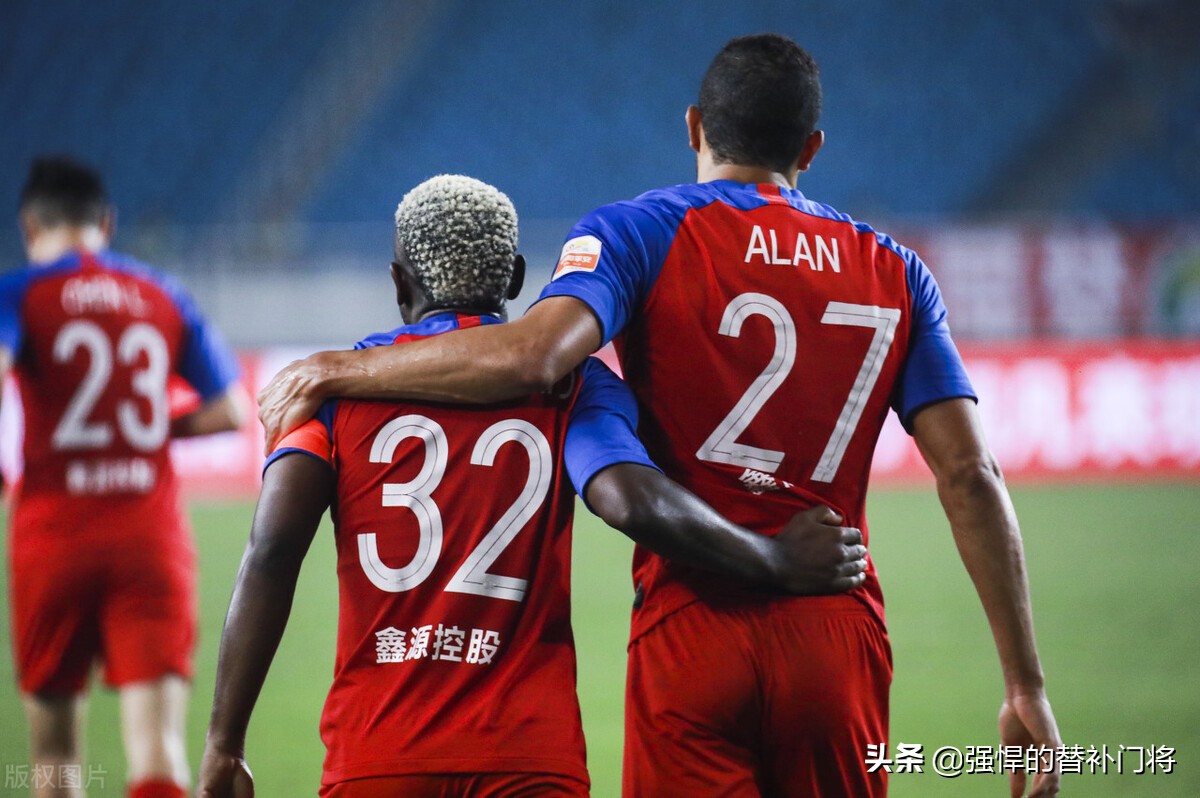 国足归化24岁强援,国足归化18人名单