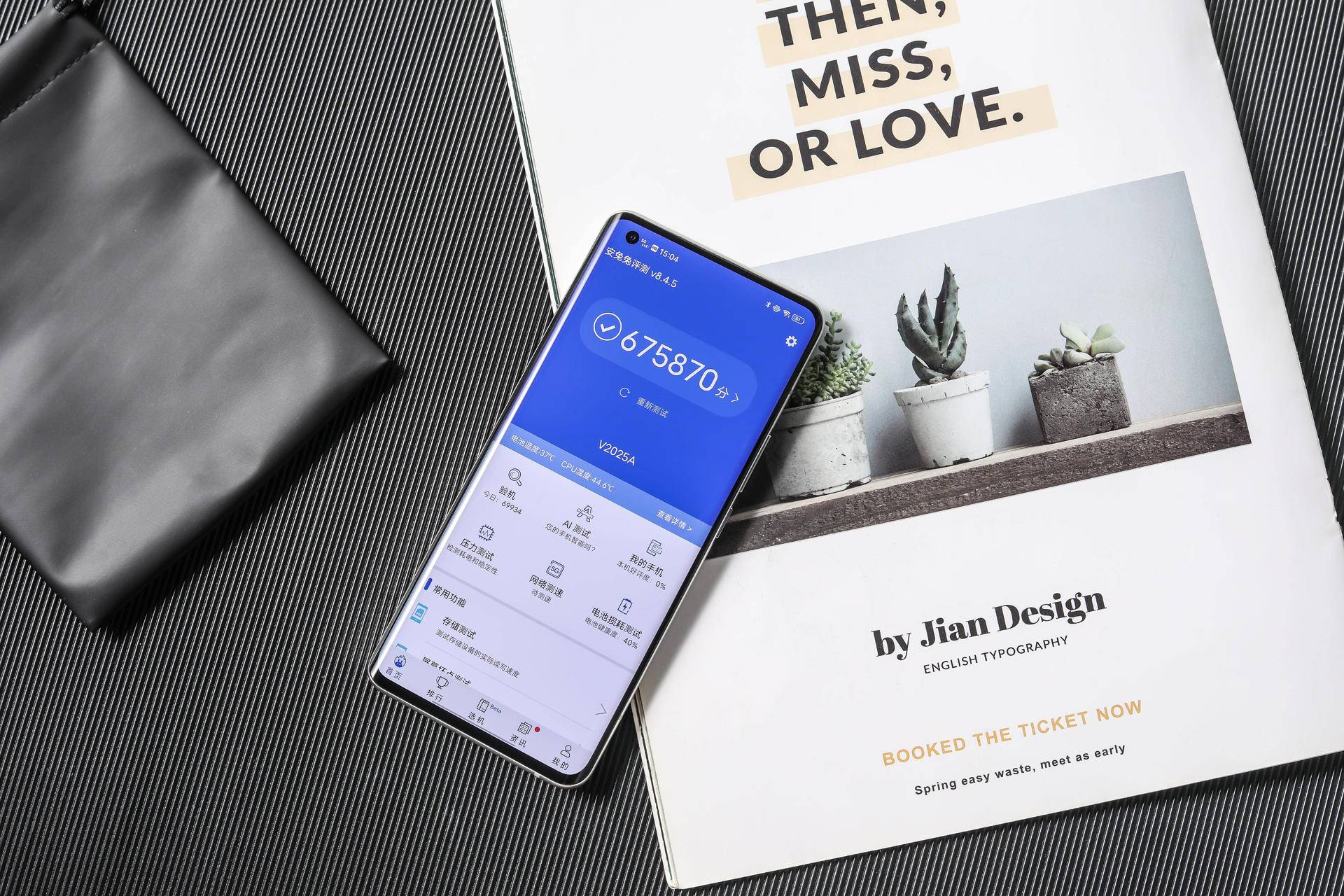 假如你不执着于新机，我勉强为你推荐一台，性价比和体验都兼顾