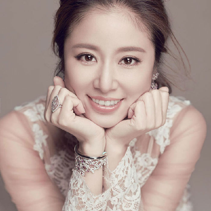 鹿鼎记女主角现况,鹿鼎记2014版的女主角变化