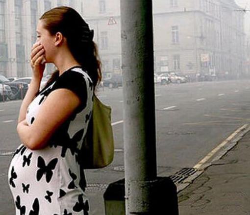 为什么今年怀孕的孕妇孕吐很严重,孕妈怎么熬过孕早期孕吐啊