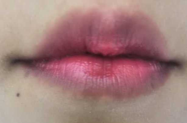 冷肤色适合的口红,冷肤色口红必买色号